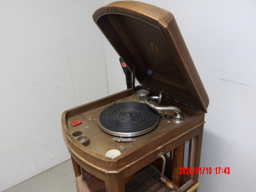 Grammophon1.JPG